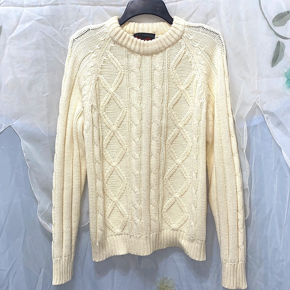 SIGALLO 100% ACRYLIC CABLE KNIT SWEATER SZ L